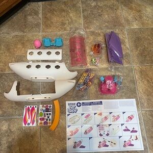 Littlest Pet Shop Jet Airplane Plane Playset Toy 2014 B1242 NEW NIB - 4 Pets LPS